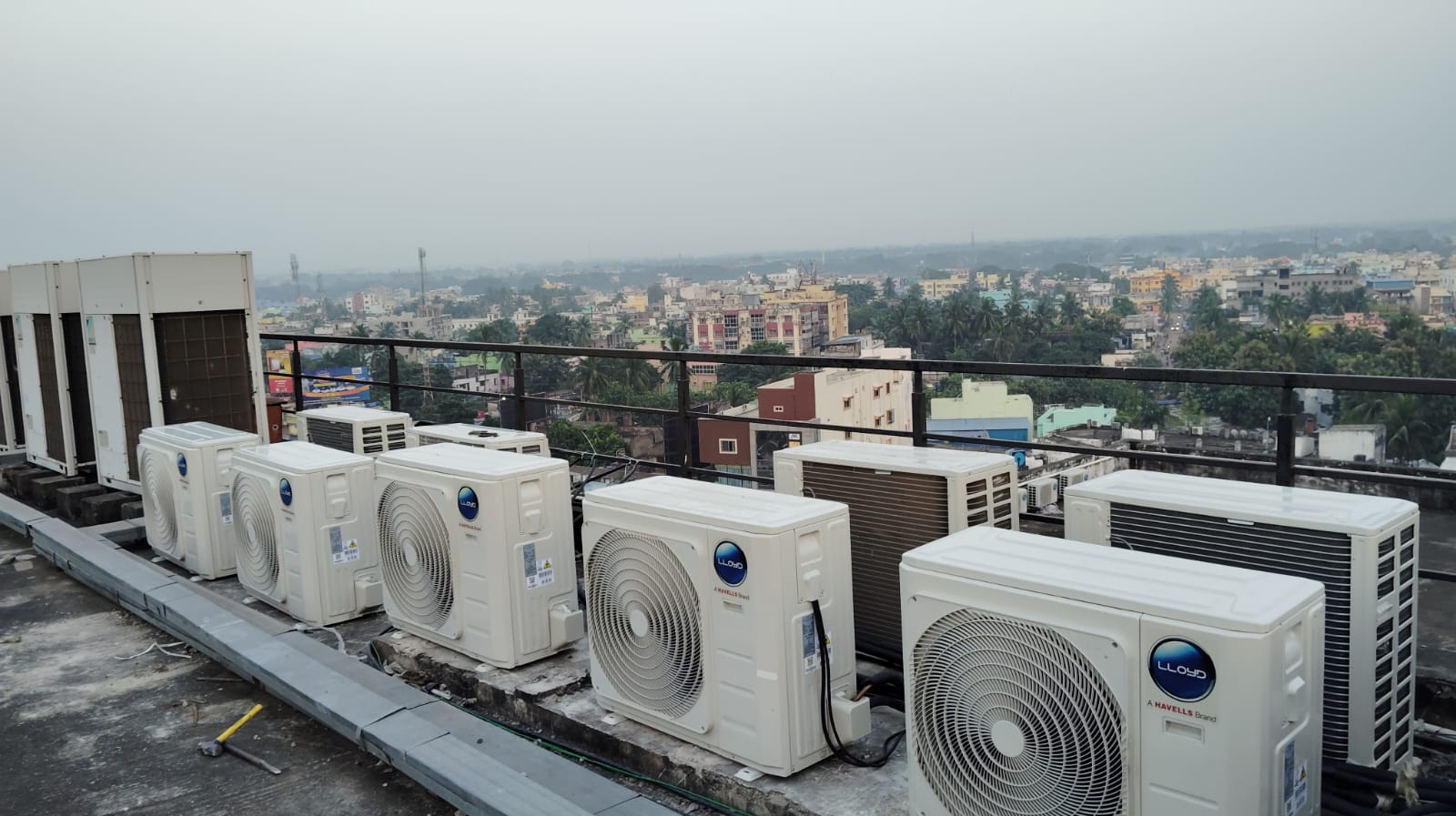 We are providing AC gas charging and filing service for all AC brands in Bhubaneswar and Cuttack location. 